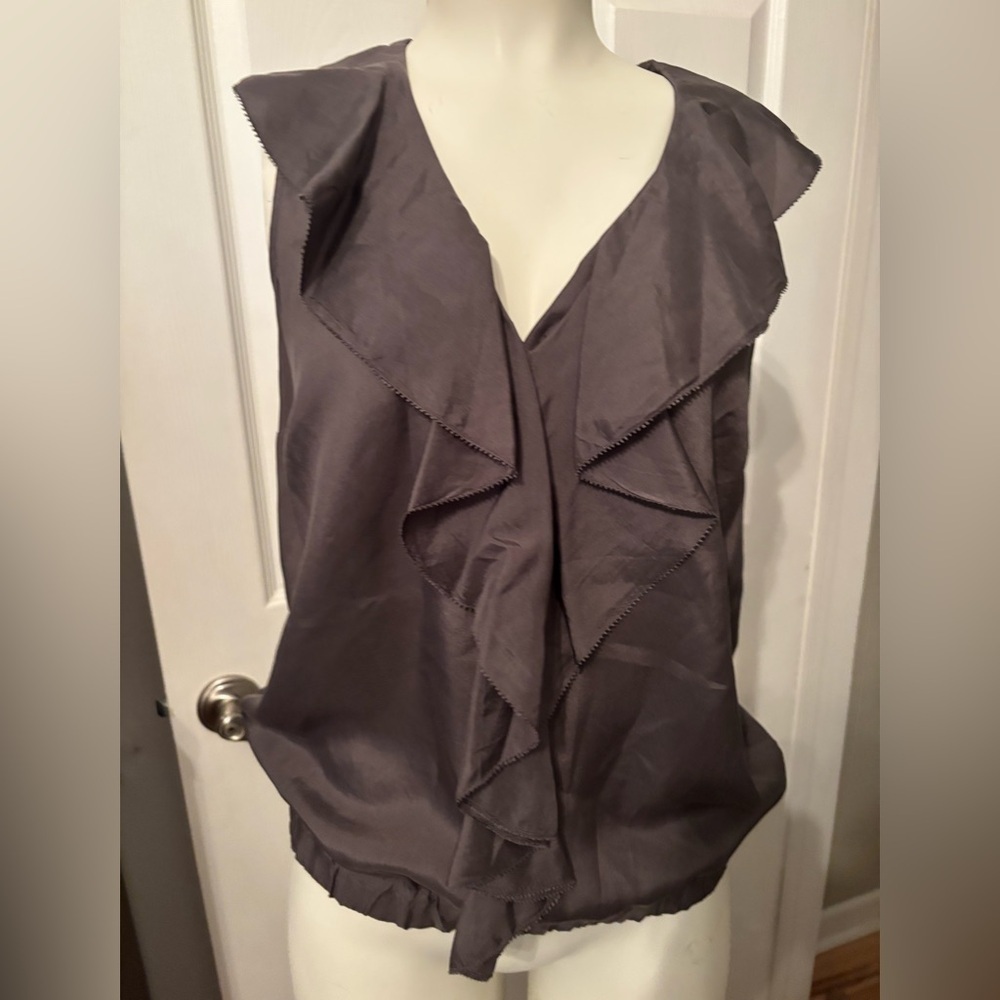 Banana Republic silk sleeveless blouse XS